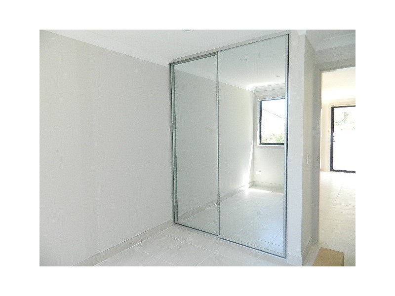 Fairfield West NSW 2165