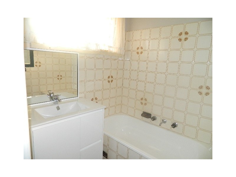 Fairfield West NSW 2165