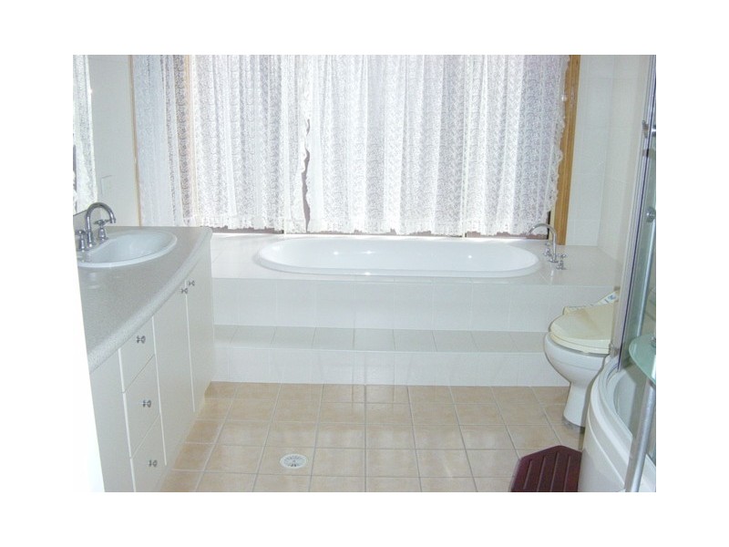 Hoxton Park NSW 2171