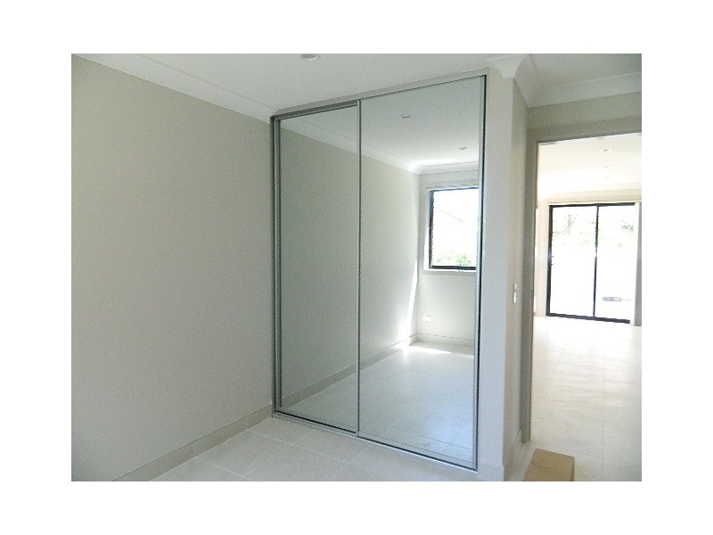 Fairfield West NSW 2165