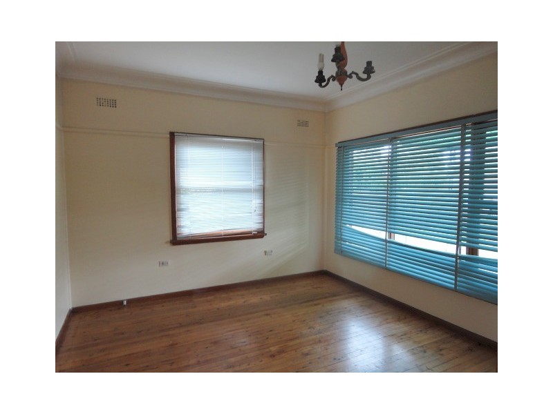 Fairfield East NSW 2165