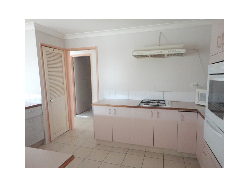 Fairfield West NSW 2165