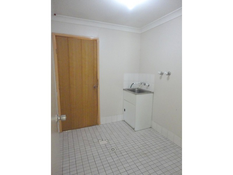 Fairfield West NSW 2165