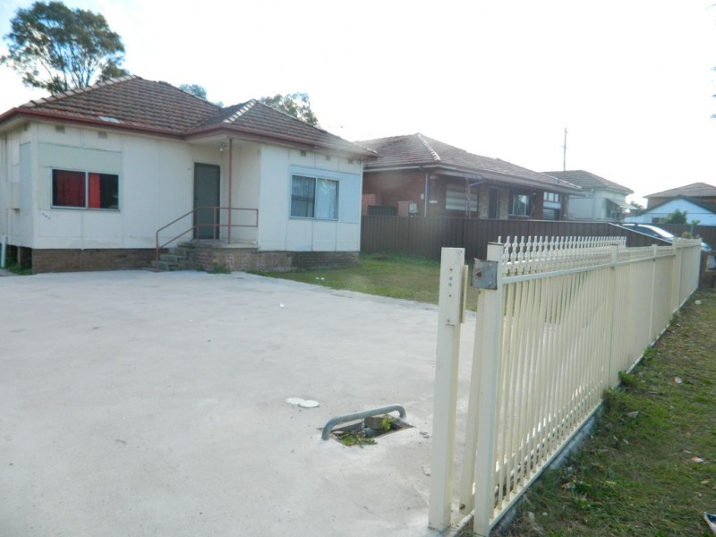 Fairfield NSW 2165