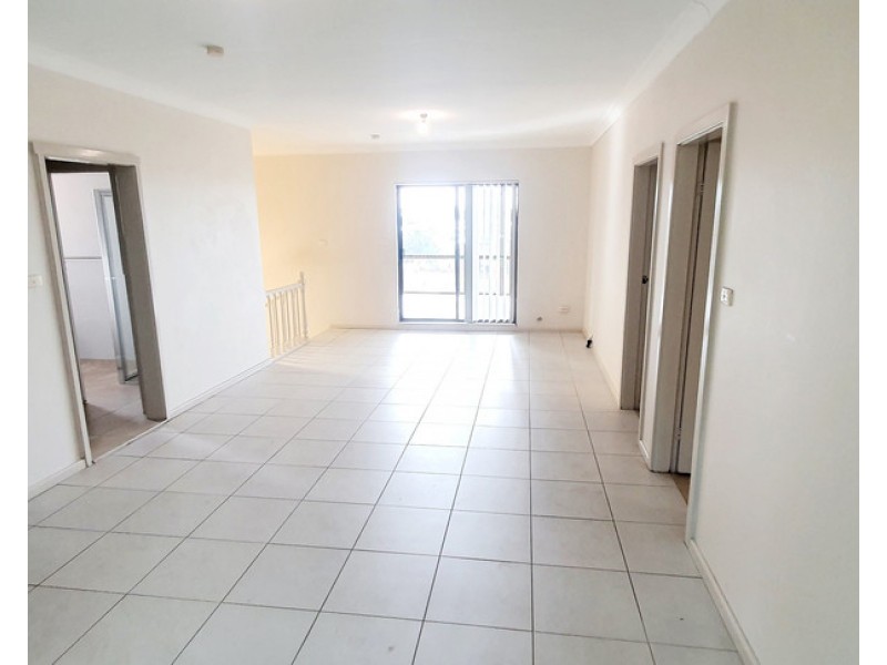 2081 ELIZABETH DRIVE, Cecil Park NSW 2178