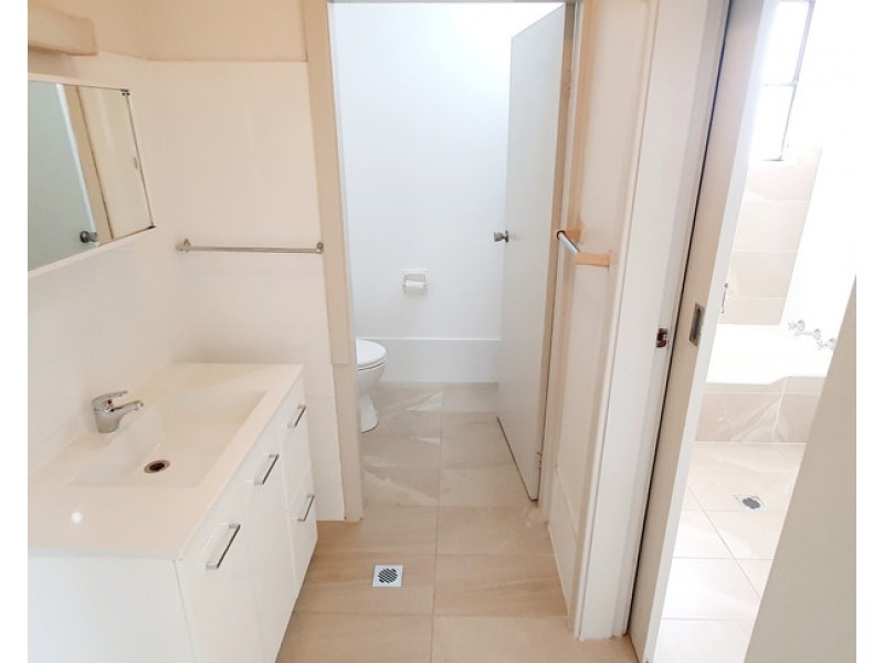 2081 ELIZABETH DRIVE, Cecil Park NSW 2178