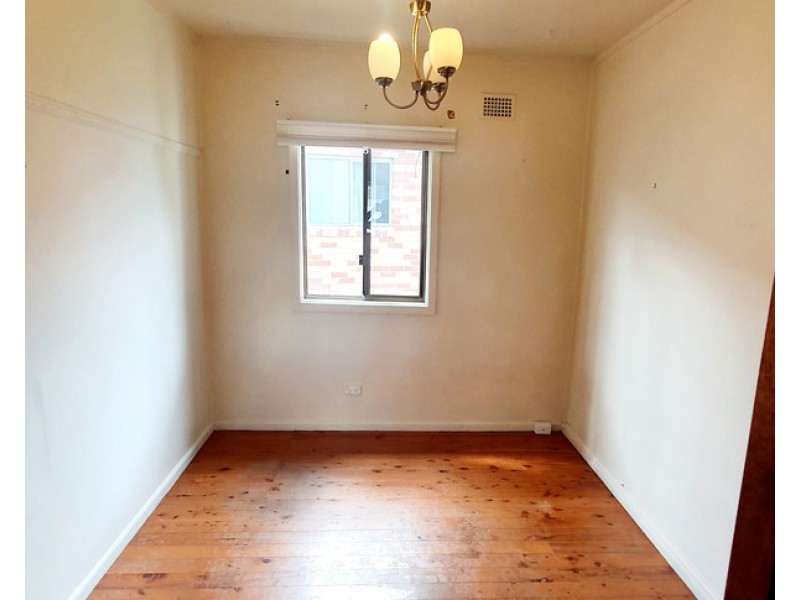 13B RIVERVIEW ROAD, Fairfield NSW 2165