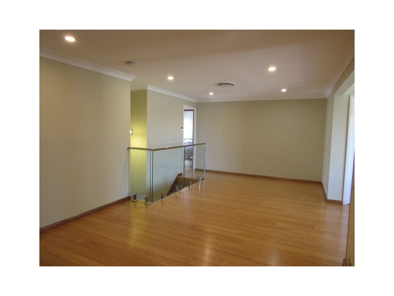 Edensor Park NSW 2176
