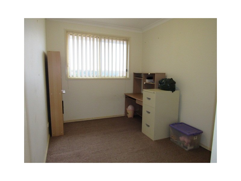 Edensor Park NSW 2176