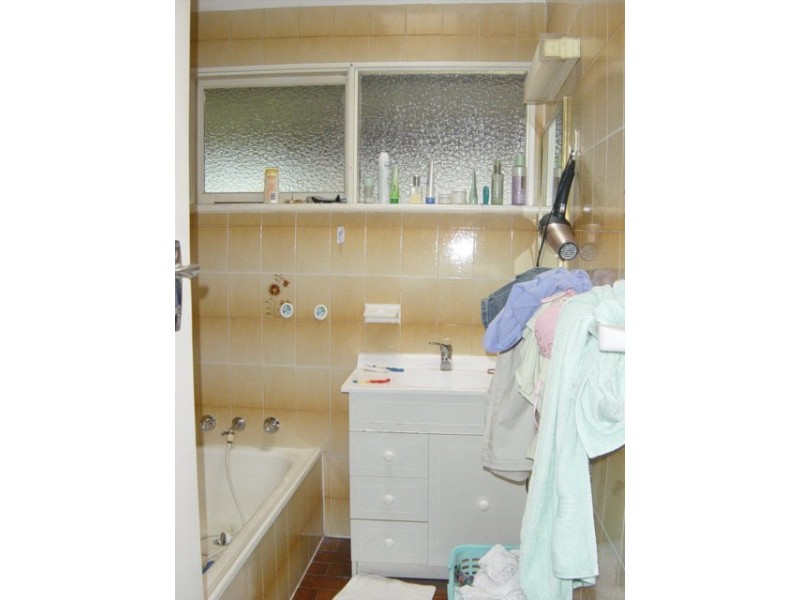 Fairfield West NSW 2165