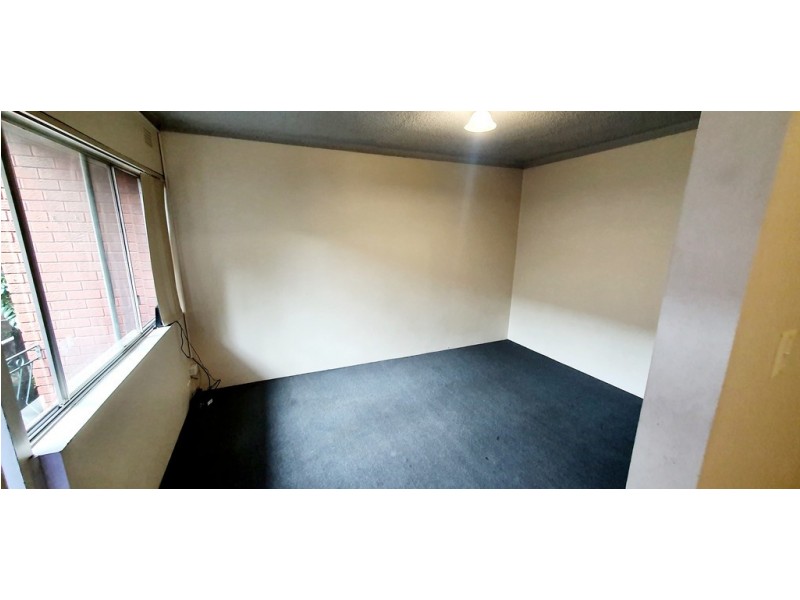 8/33 Bowden Street, Harris Park NSW 2150