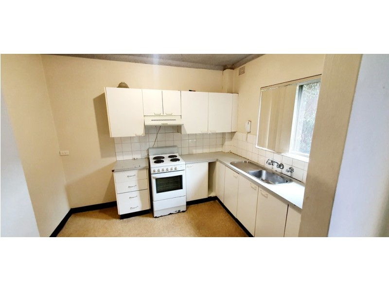 8/33 Bowden Street, Harris Park NSW 2150