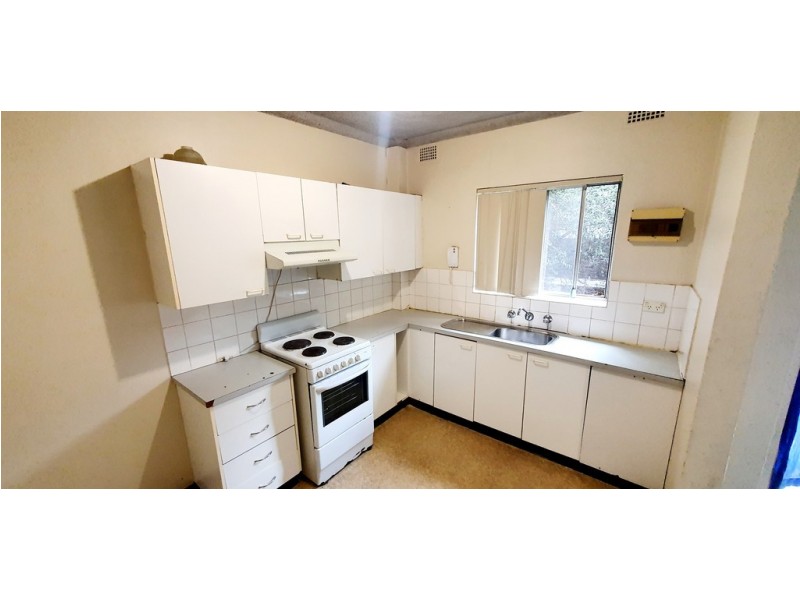 8/33 Bowden Street, Harris Park NSW 2150