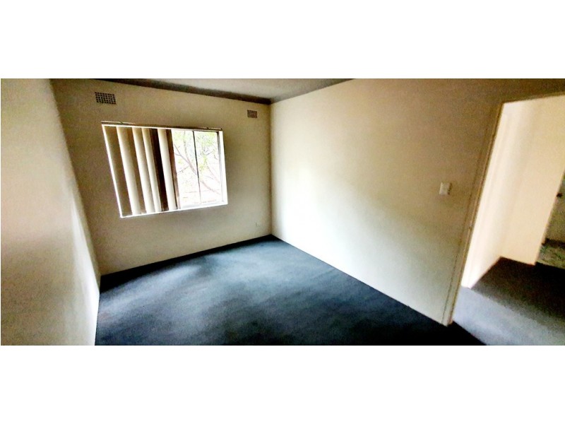 8/33 Bowden Street, Harris Park NSW 2150