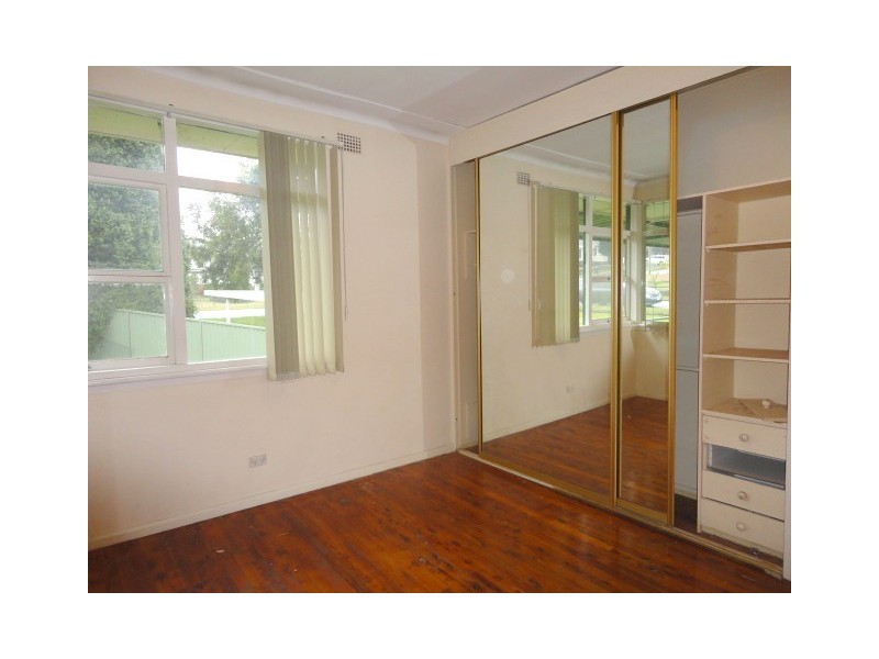 Fairfield West NSW 2165