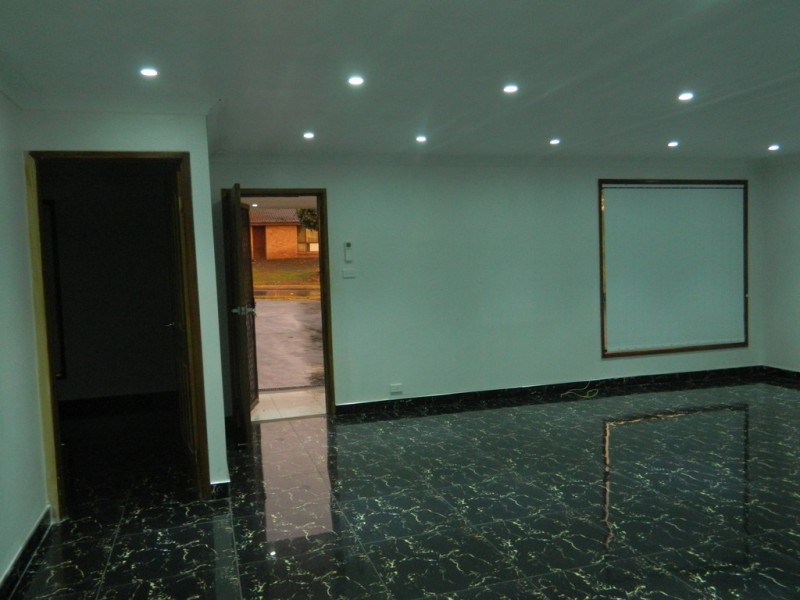 Bossley Park NSW 2176