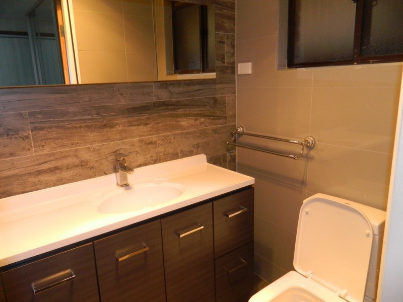 Bossley Park NSW 2176