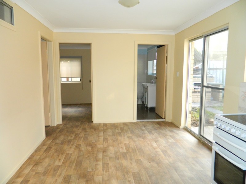 Fairfield West NSW 2165