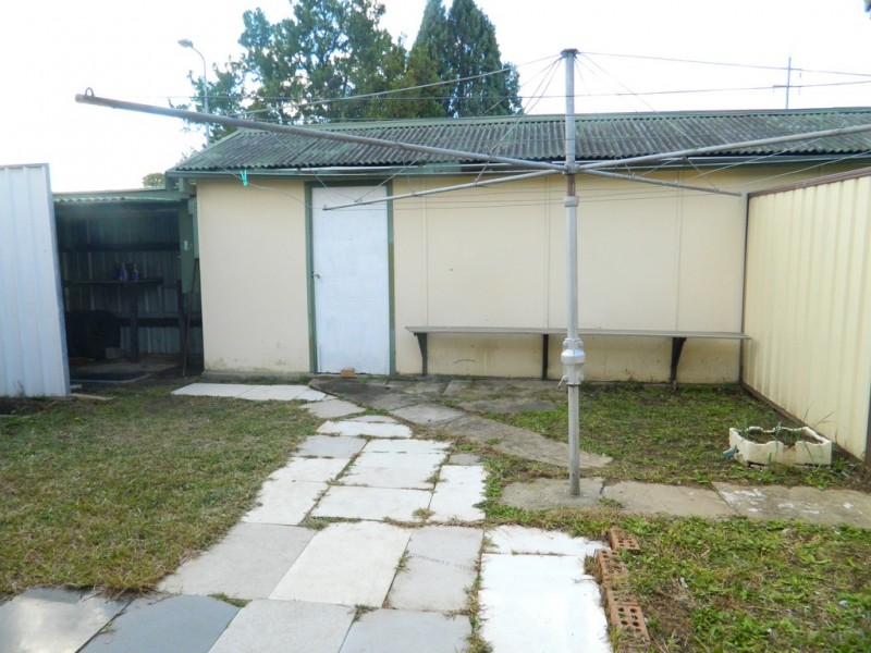 Fairfield West NSW 2165