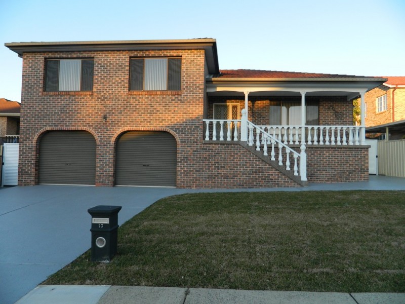 Edensor Park NSW 2176