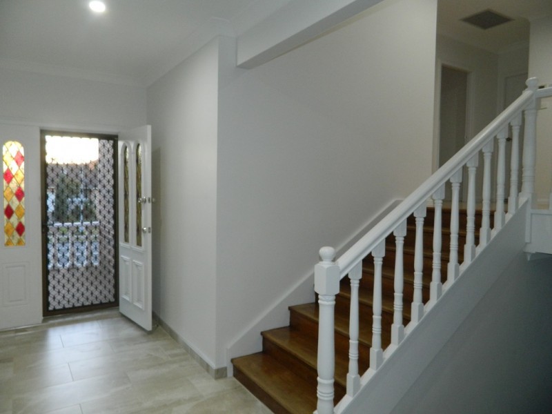 Edensor Park NSW 2176