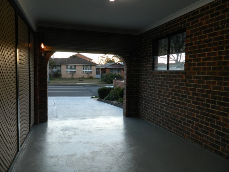 Edensor Park NSW 2176