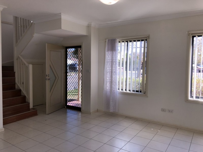 Fairfield NSW 2165