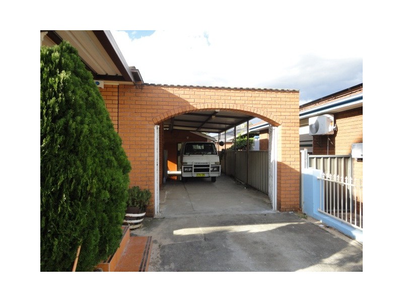 Bossley Park NSW 2176