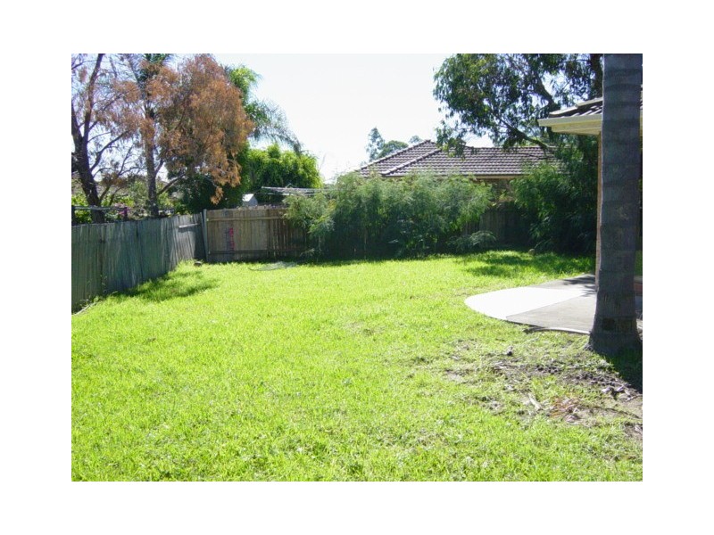 8 RABAUL CLOSE, Bossley Park NSW 2176