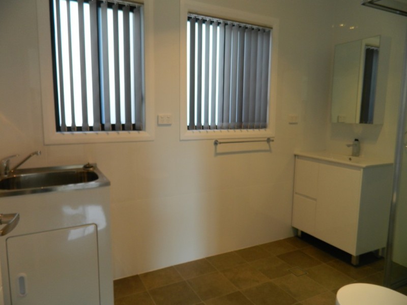 Fairfield West NSW 2165