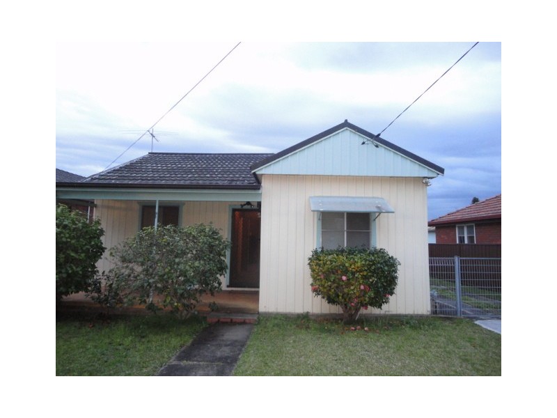 Fairfield East NSW 2165