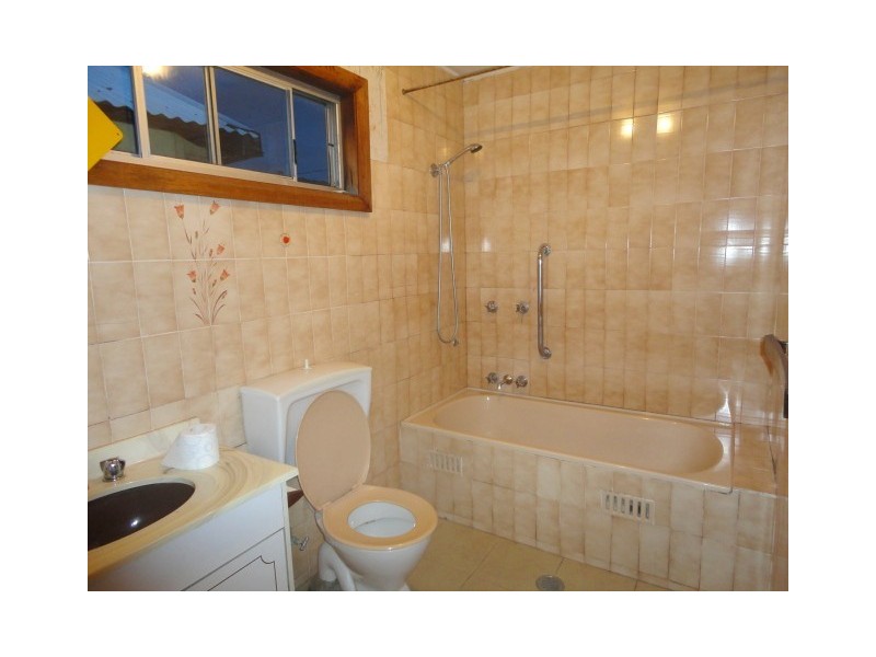 Fairfield East NSW 2165