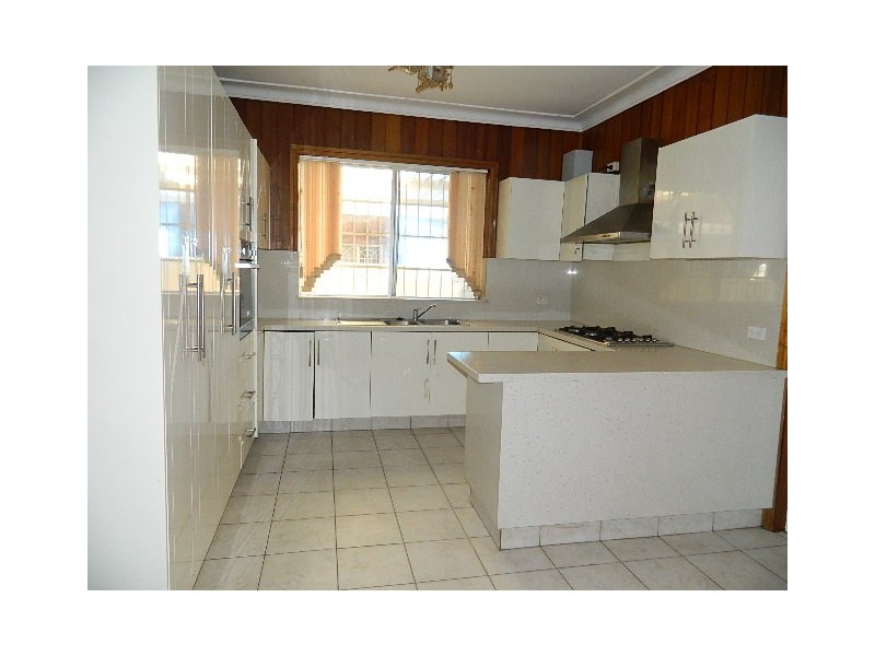 13 Veron Street, Fairfield East NSW 2165