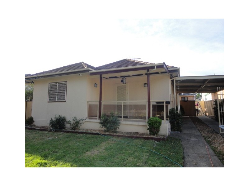 Fairfield East NSW 2165