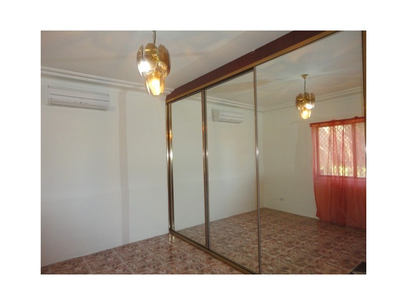 Fairfield East NSW 2165