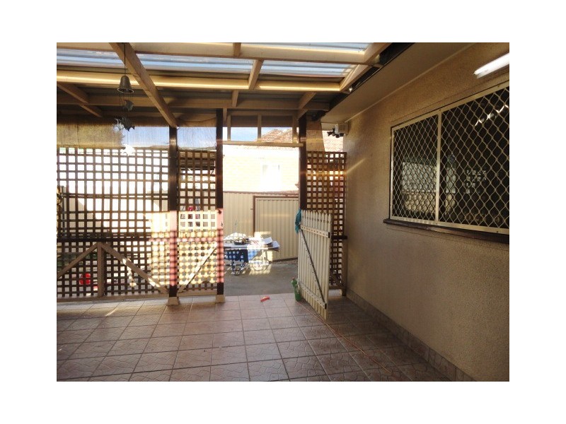 Fairfield East NSW 2165