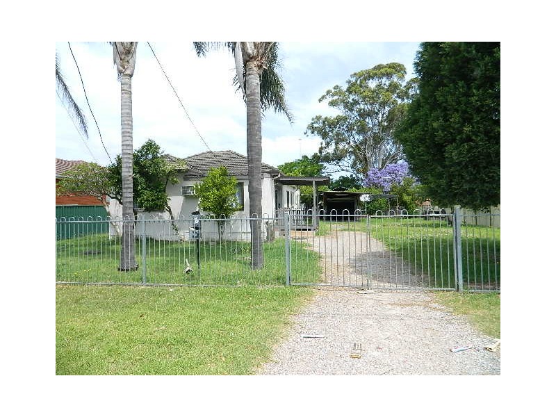Fairfield East NSW 2165