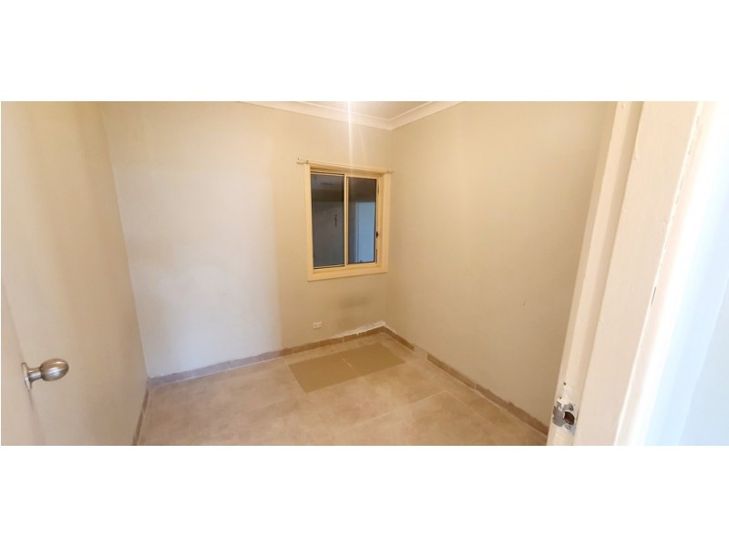 Fairfield West NSW 2165