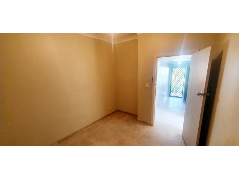 Fairfield West NSW 2165