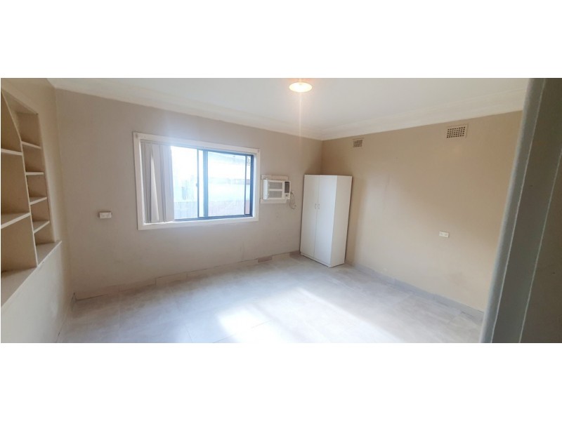 Fairfield West NSW 2165