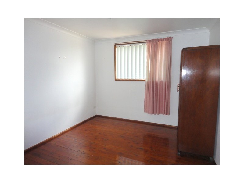 Fairfield West NSW 2165