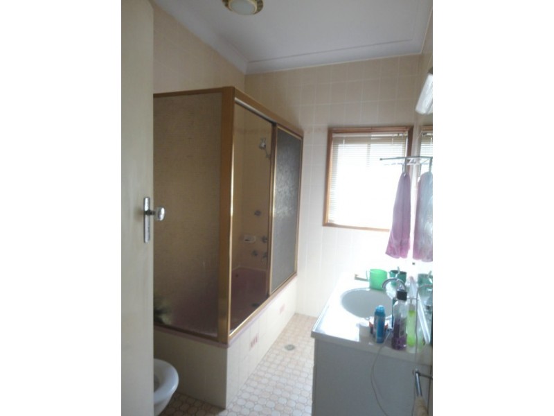 Fairfield West NSW 2165