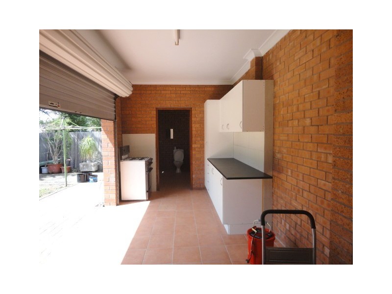 Fairfield West NSW 2165