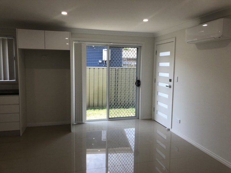 Fairfield West NSW 2165