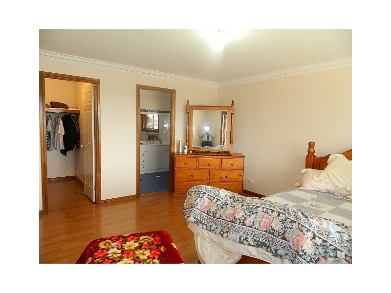 Abbotsbury NSW 2176