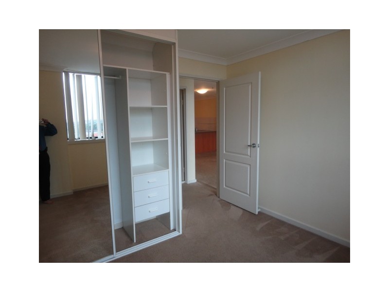 Fairfield NSW 2165