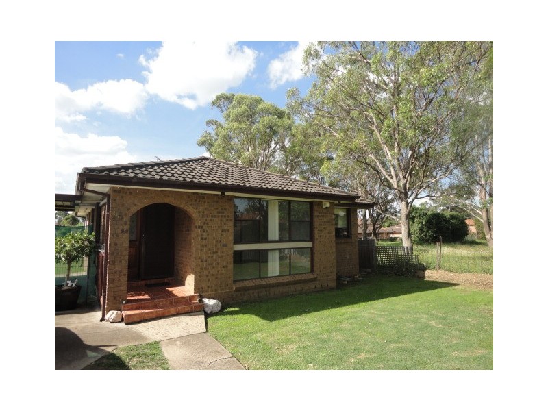 Edensor Park NSW 2176