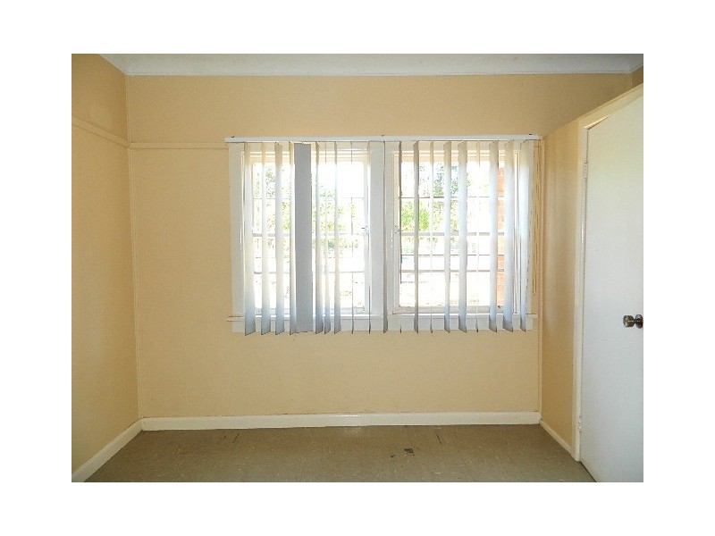 Fairfield NSW 2165