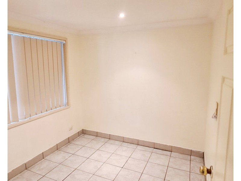 9 AYRSHIRE STREET, Bossley Park NSW 2176