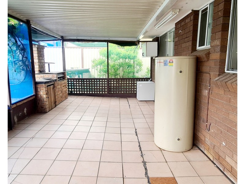 9 AYRSHIRE STREET, Bossley Park NSW 2176